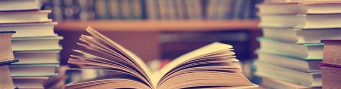 الكتب… بوابة إلى عوالم لا تنتهي الكتب… بوابة إلى عوالم لا تنتهي